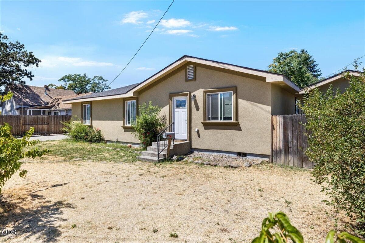 Alice. Photo 2 of 28, 402 Boardman Street, Medford, OR 97501