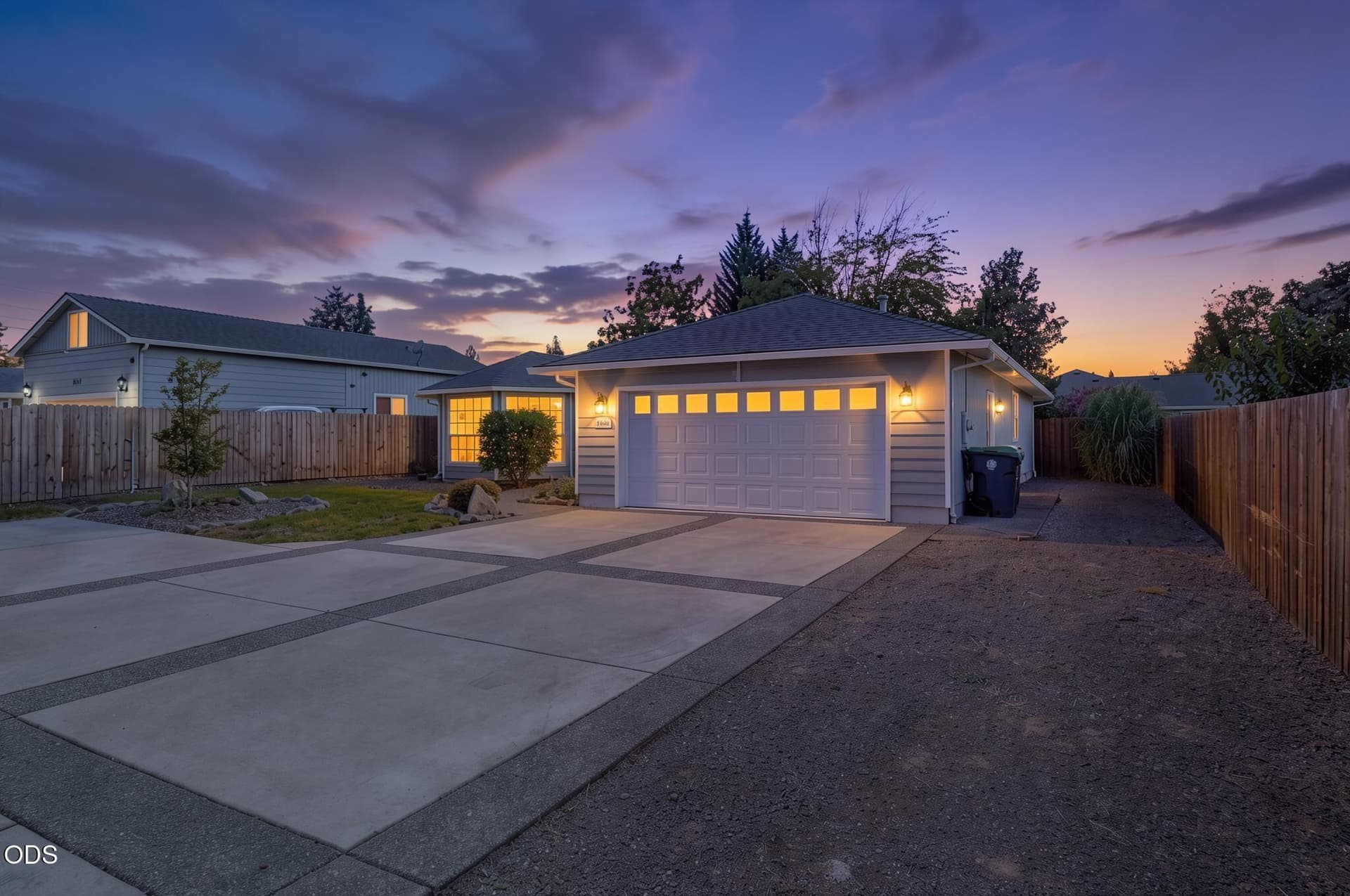 6a5d62dbc1ca2e0b93cfaeba. Photo 2 of 28, 1057 Brookdale Avenue, Medford, OR 97504