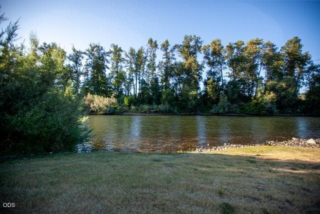 2990 S River Rd (7 of 13). Photo 1 of 33, 2990 S River Road, Grants Pass, OR 97527