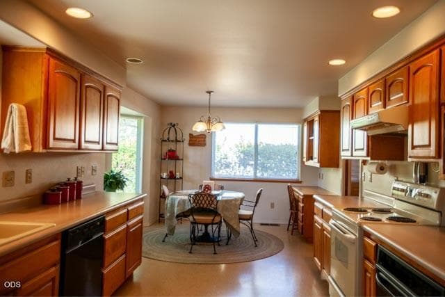 2990 S River Rd (1 of 1). Photo 5 of 33, 2990 S River Road, Grants Pass, OR 97527