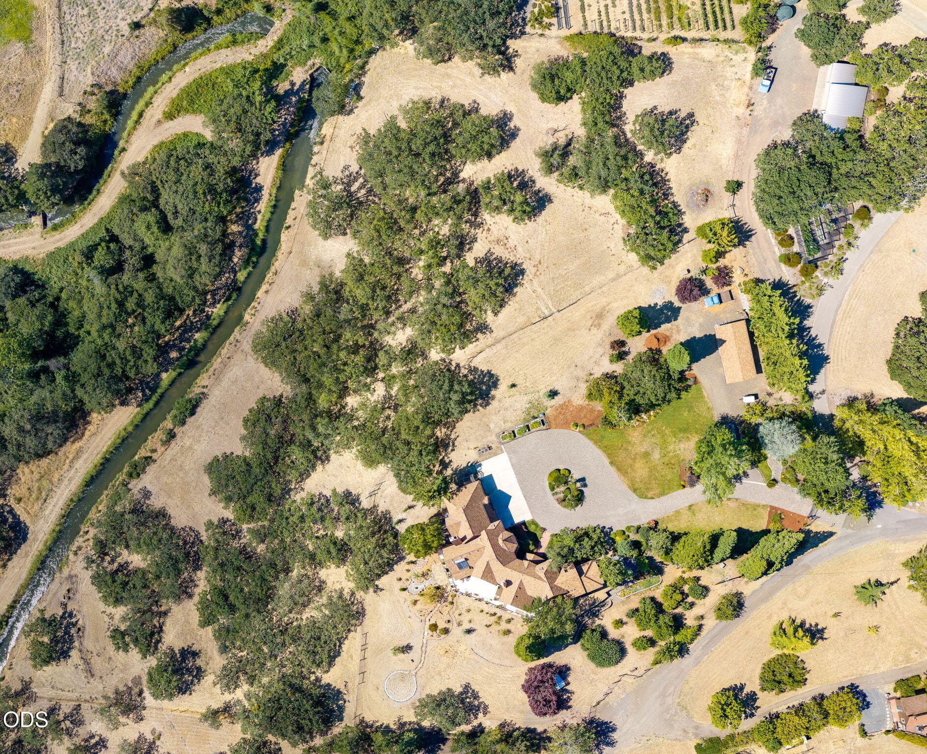 ApxPD00030 Aerial for Outline. Photo 3 of 75, 808 Pompadour Drive, Ashland, OR 97520