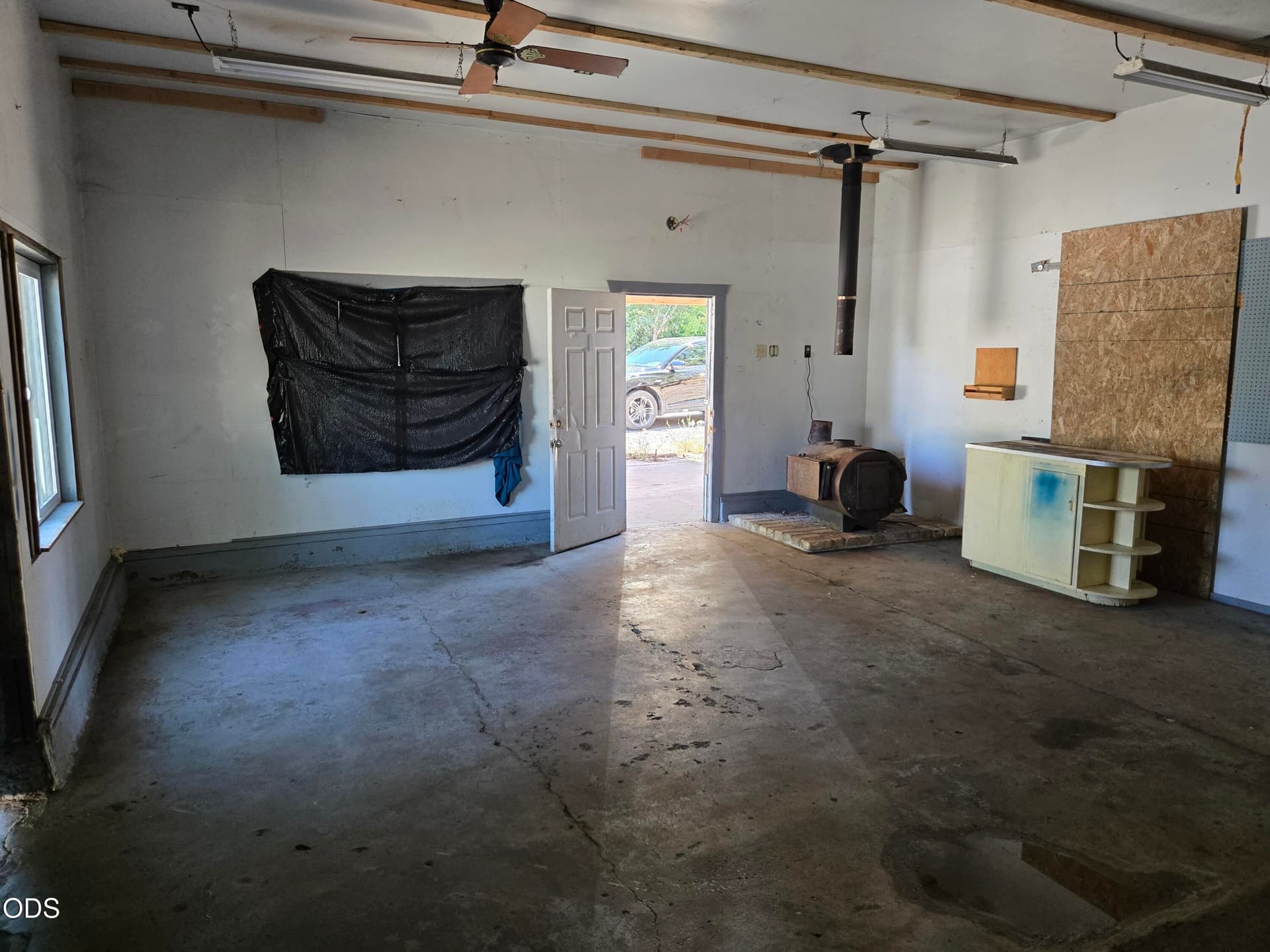 20260715_140756. Photo 4 of 37, 4618 Redwood Avenue, Grants Pass, OR 97527