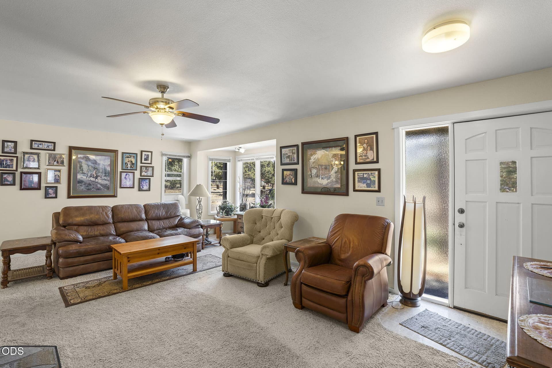 5-web-or-mls-DSC04285. Photo 4 of 36, 16664 Pine Tree Lane, Sisters, OR 97759