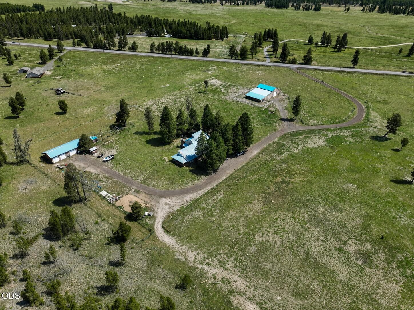 Home/Shop/Barn. Photo 2 of 32, 50555 Highway 31, La Pine, OR 97739
