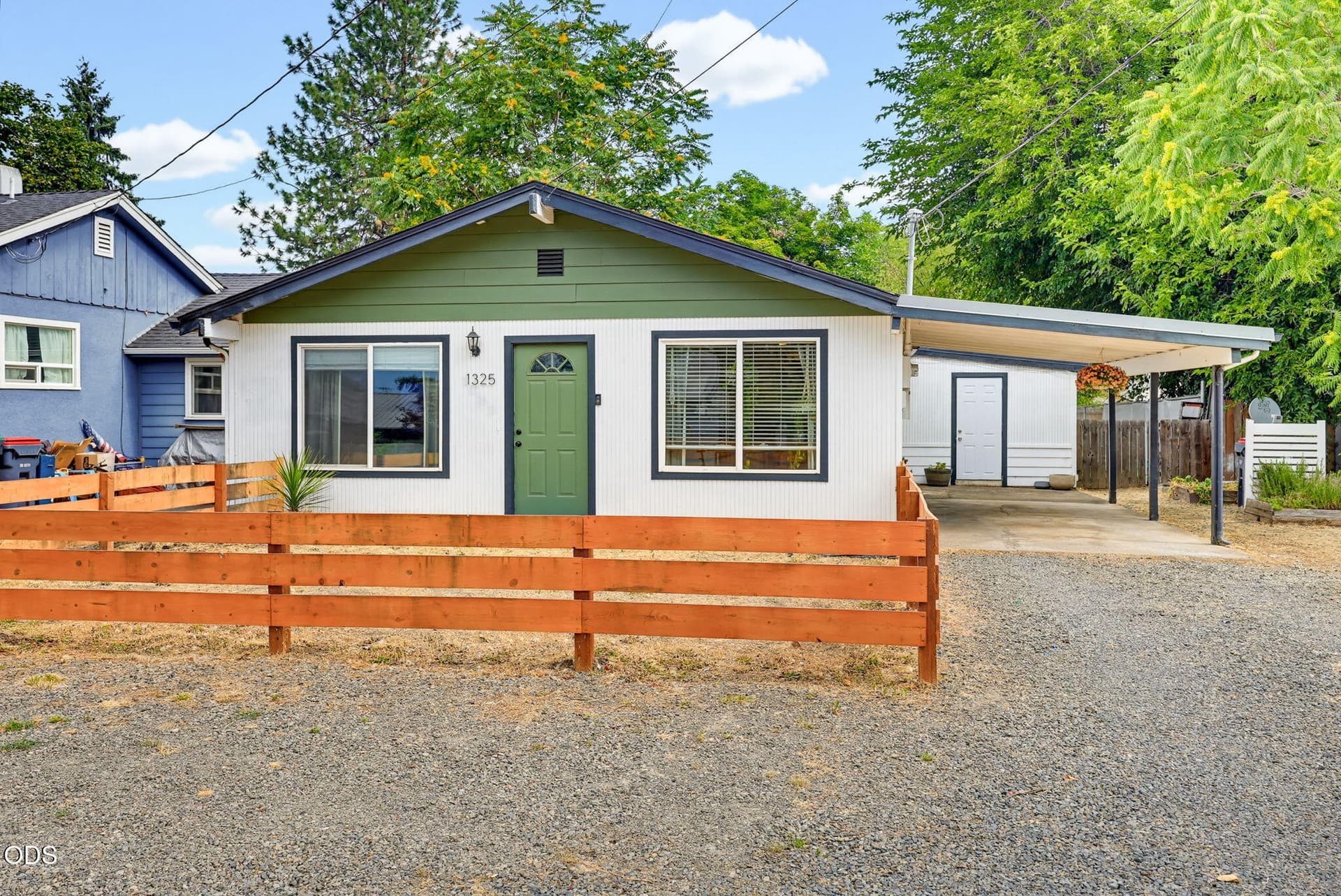 ApxSSa00001. Photo 2 of 27, 1325 Spring Street, Medford, OR 97504