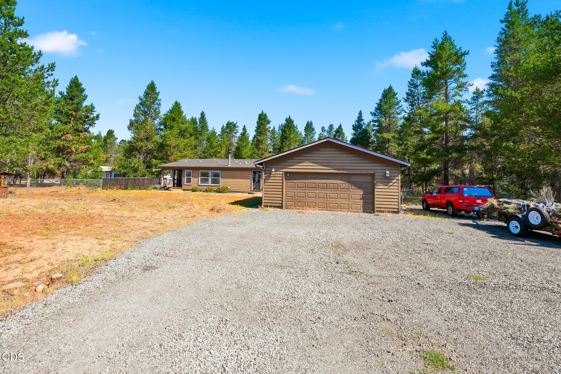 2-web-or-mls-Riley_Visuals-2. Photo 2 of 71, 15944 Woodchip Lane, La Pine, OR 97739