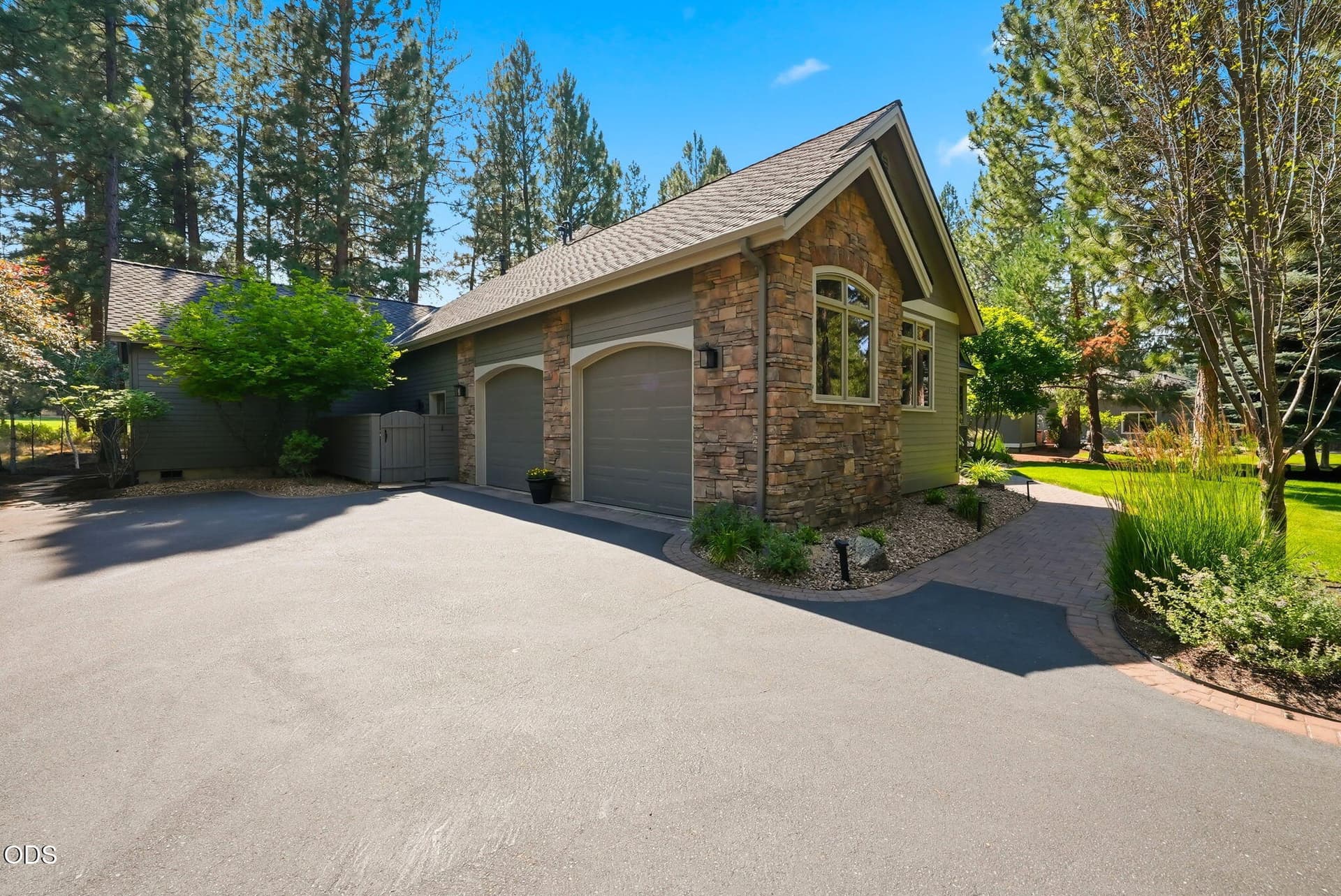 side garage. Photo 5 of 55, 2721 NW Champion Circle, Bend, OR 97703