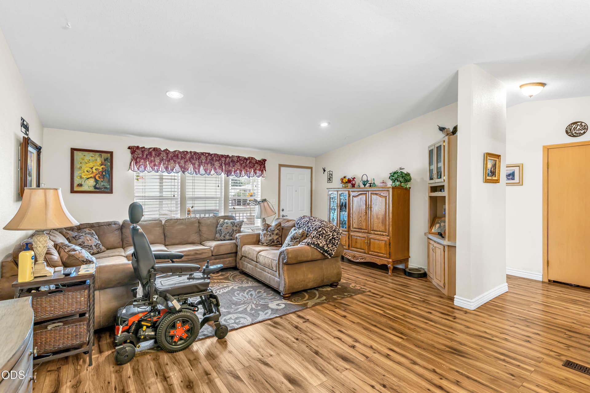 EP1A9479. Photo 5 of 19, 21 Brophy Way Unit UNIT 19, Shady Cove, OR 97539