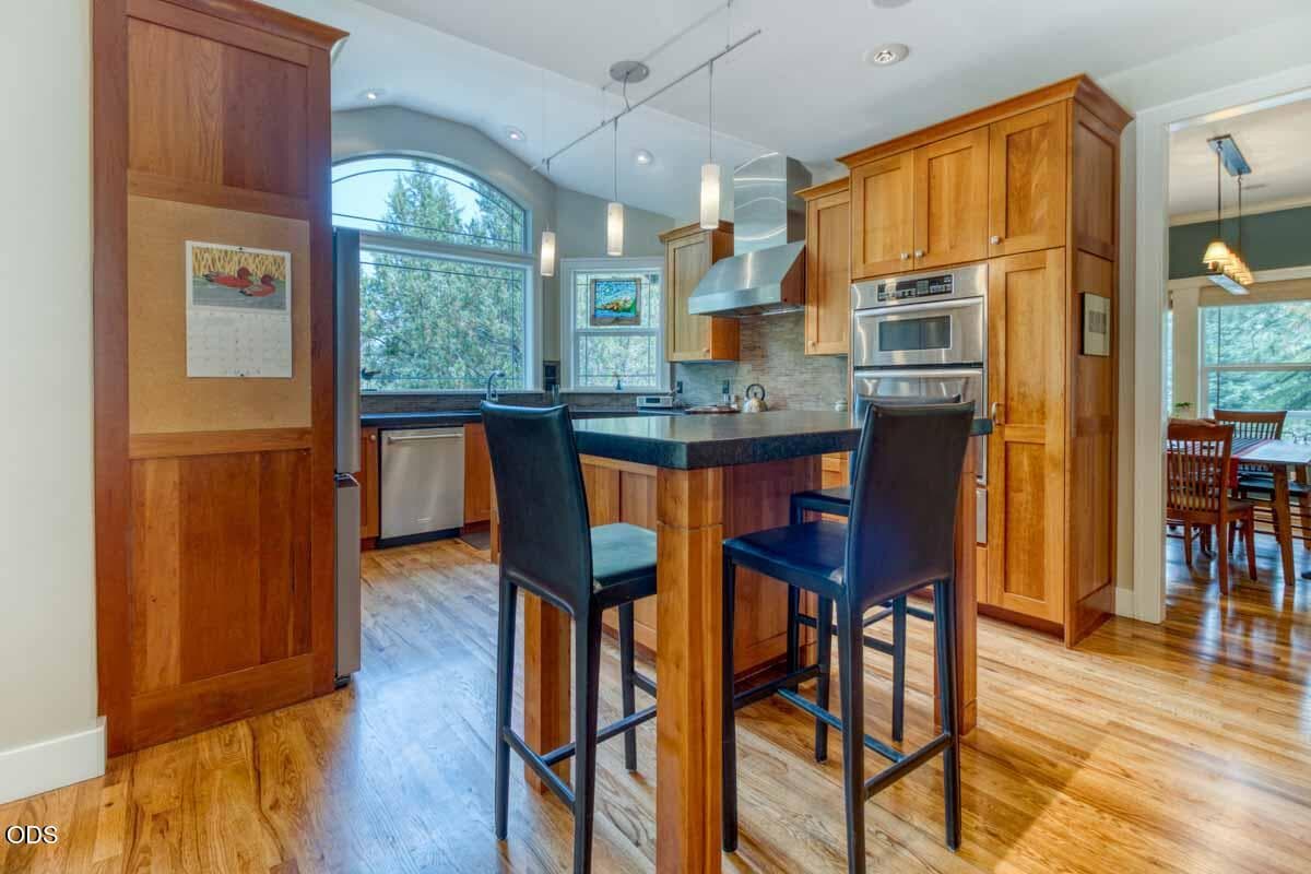 Quality Appliances. Photo 4 of 29, 3511 NW Braid Drive, Bend, OR 97703