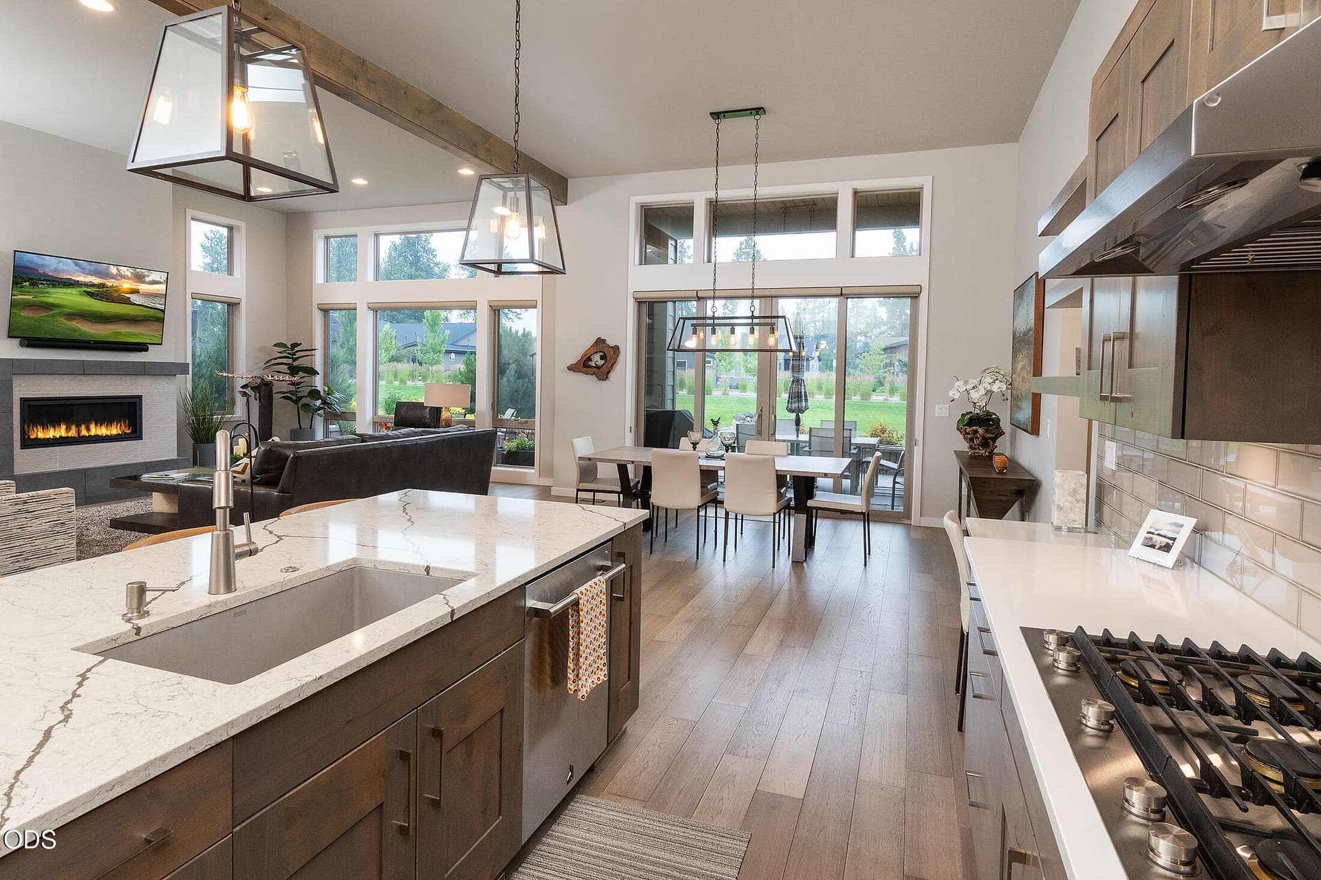 Granite Countertops. Photo 4 of 24, 20339 SE Jack Benny Loop, Bend, OR 97702