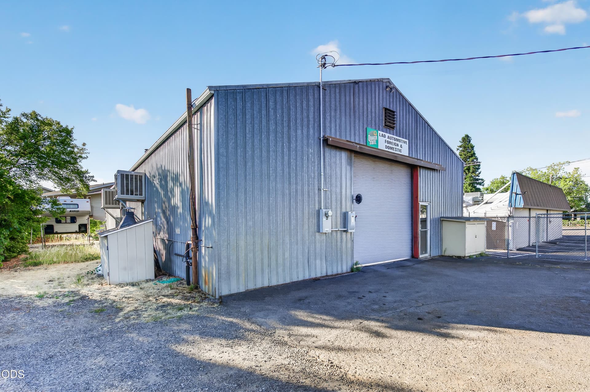 5. Photo 5 of 40, 2714 N Pacific Highway, Medford, OR 97501