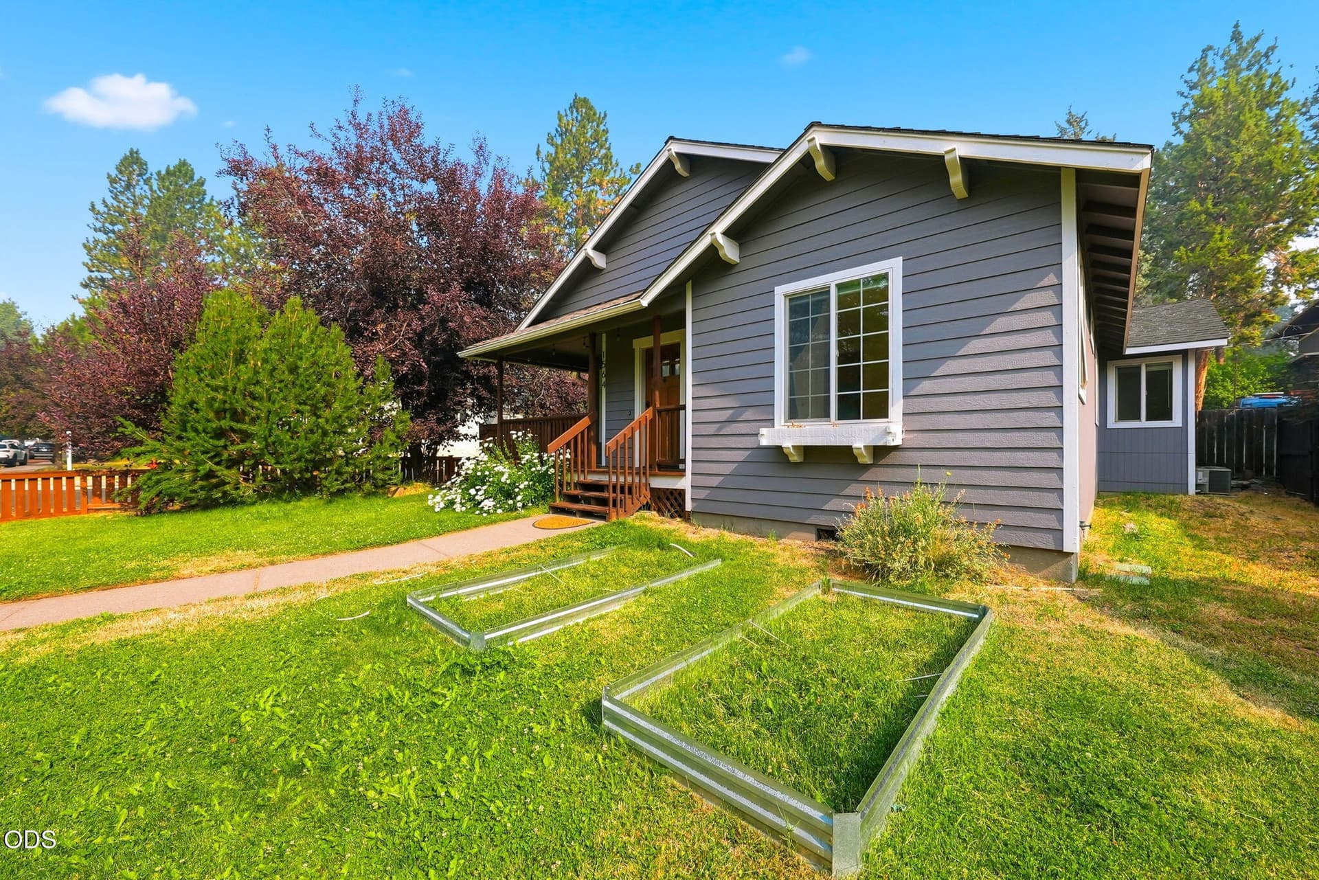 6-web-or-mls-Riley_Visuals-6. Photo 4 of 37, 1564 NW Elgin Avenue, Bend, OR 97703