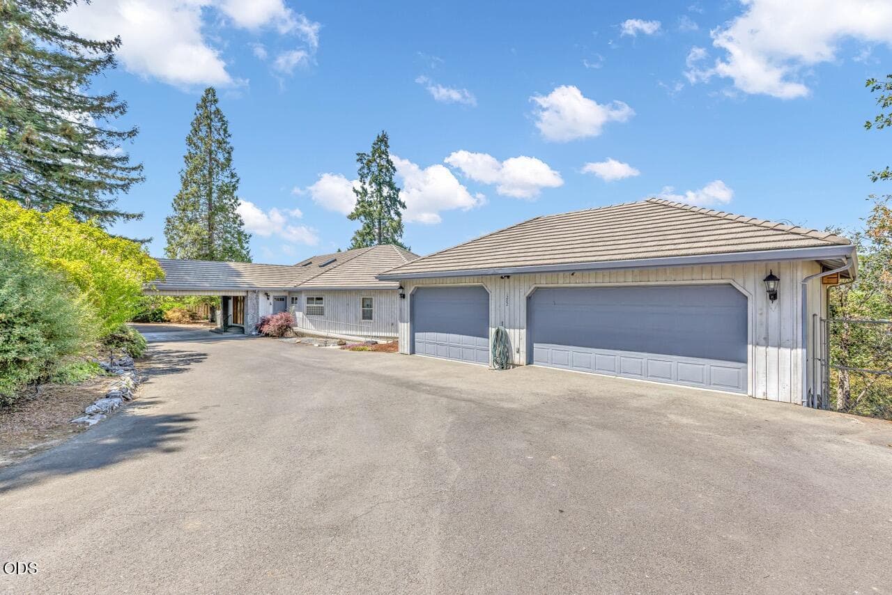 EP1A9678 Large. Photo 2 of 65, 1282 Shady Lane, Grants Pass, OR 97527