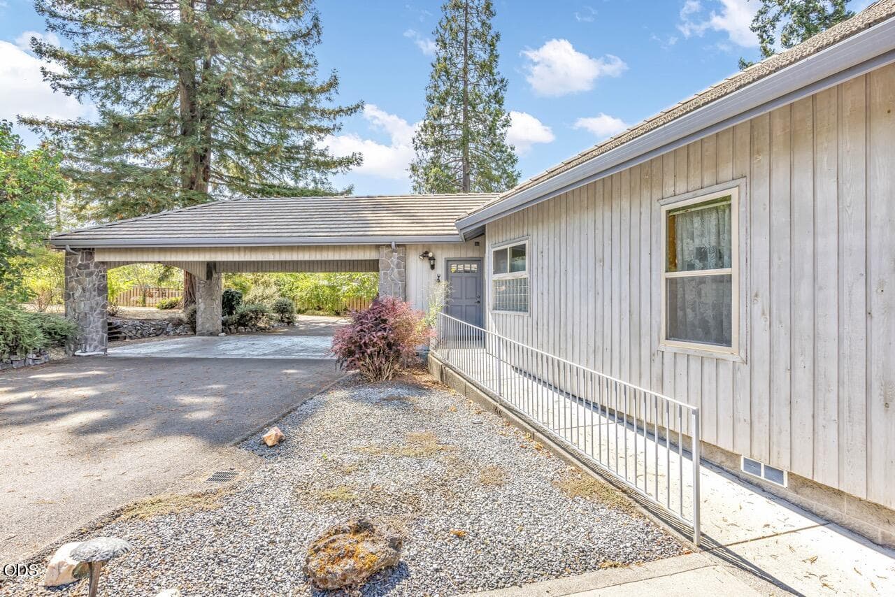 EP1A9732 Large. Photo 4 of 65, 1282 Shady Lane, Grants Pass, OR 97527