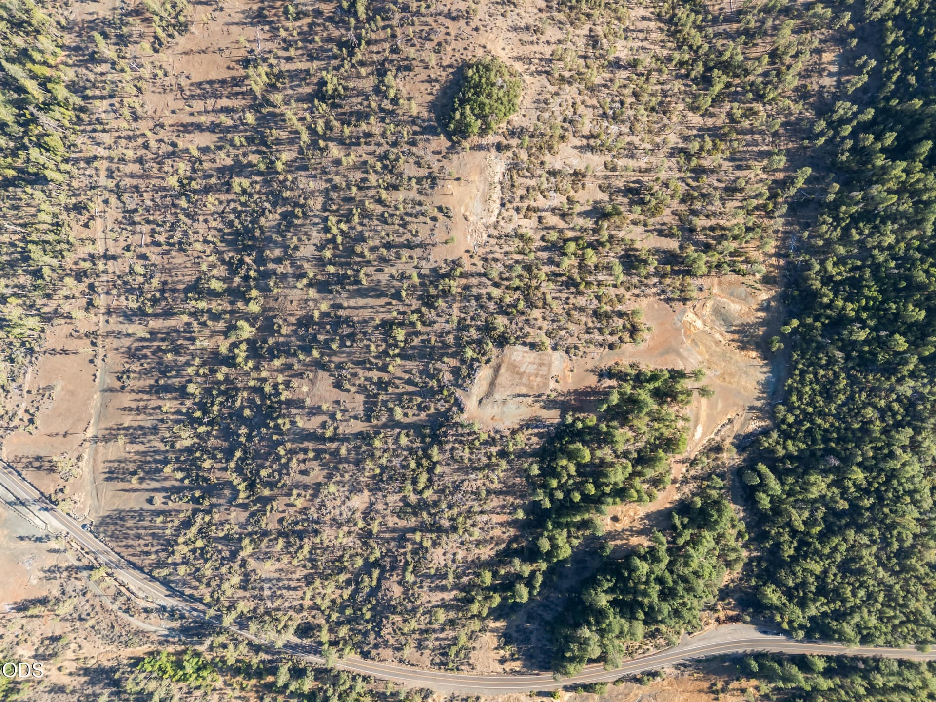3300 waldo rd-01. Photo 4 of 24, 3300 Waldo Road, Cave Junction, OR 97523