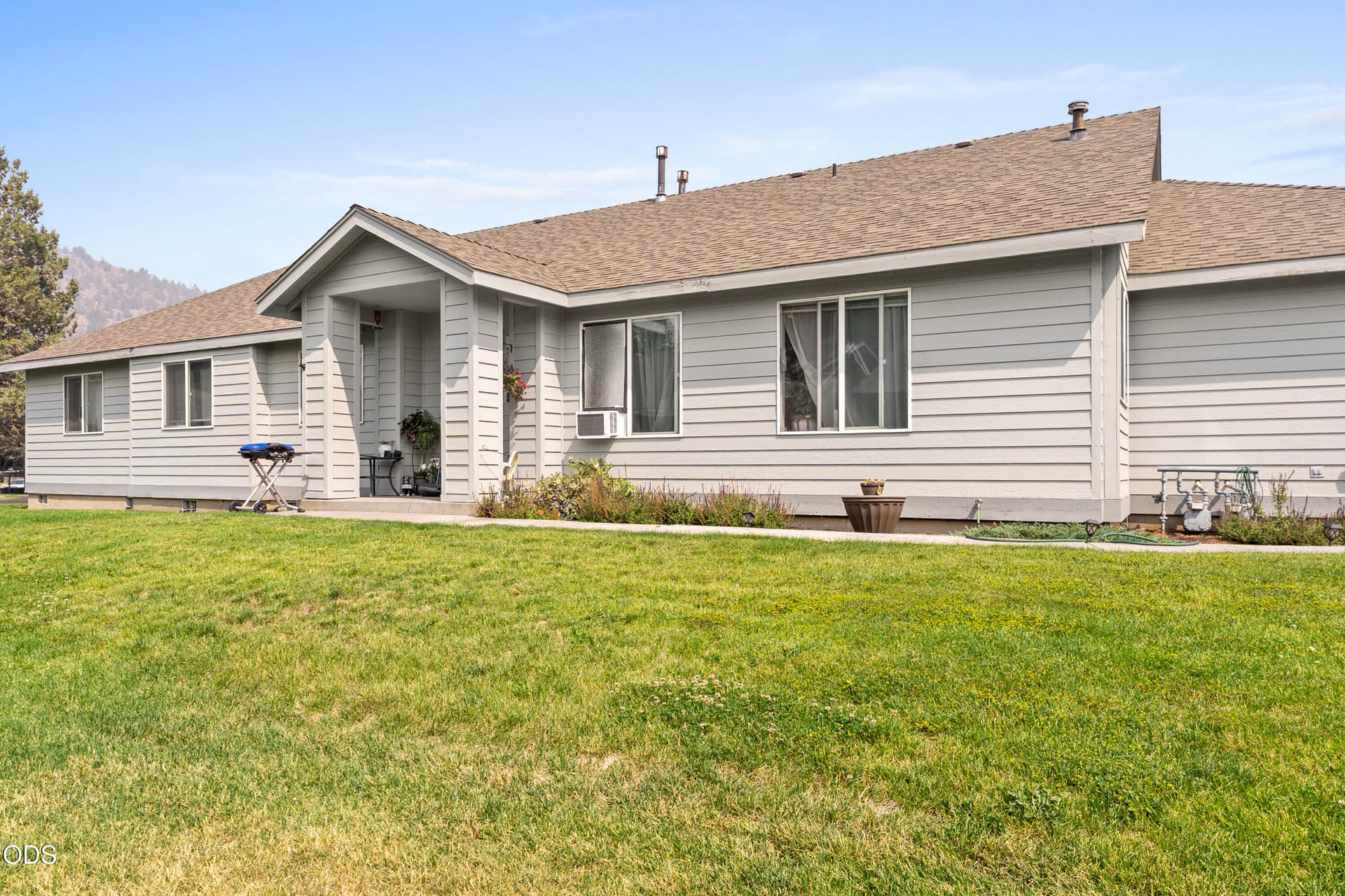 DSC07182. Photo 4 of 9, 689 NE Savannah Drive, Bend, OR 97701