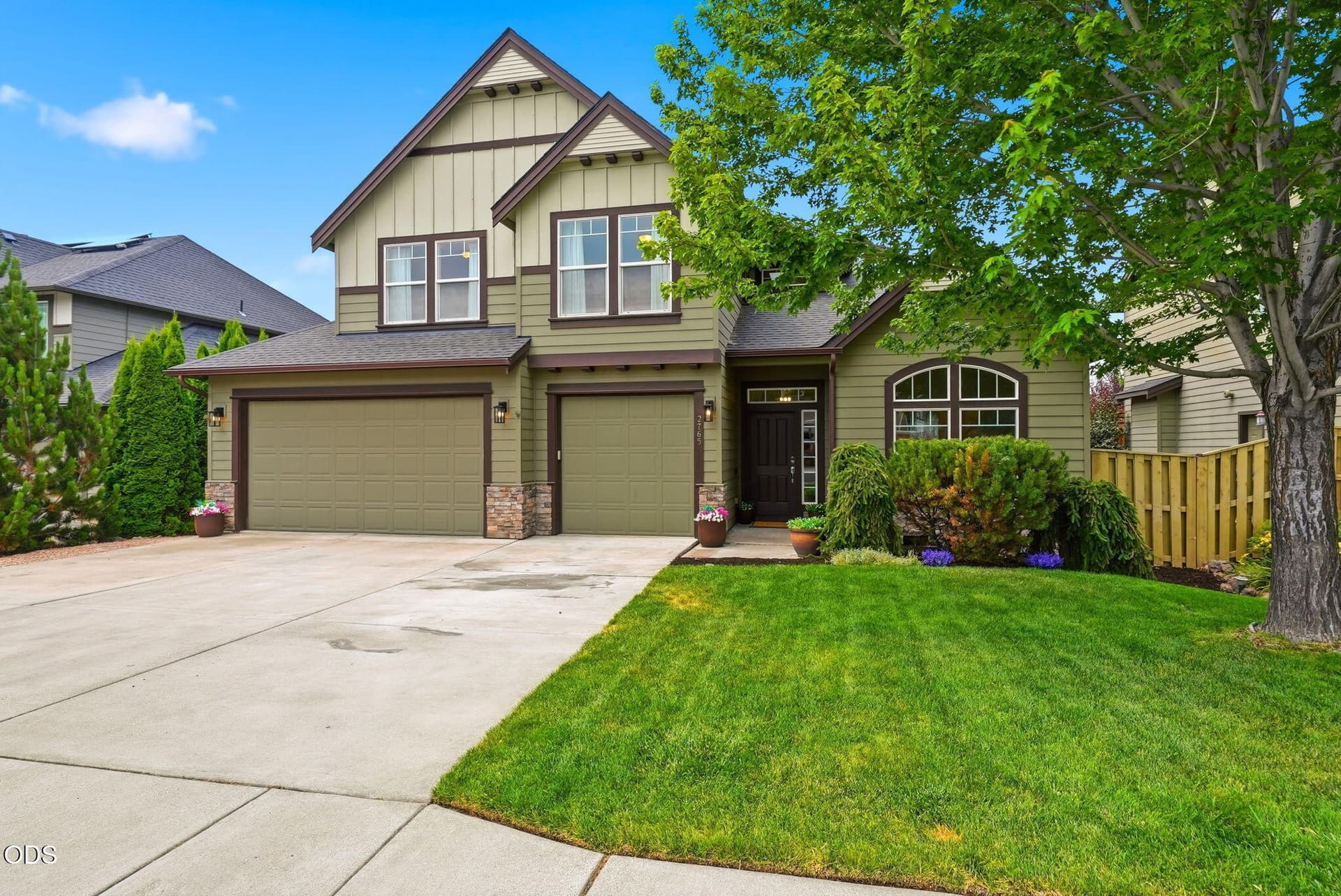 3-web-or-mls-Riley_Visuals-3. Photo 3 of 56, 2765 SW 49th Street, Redmond, OR 97756