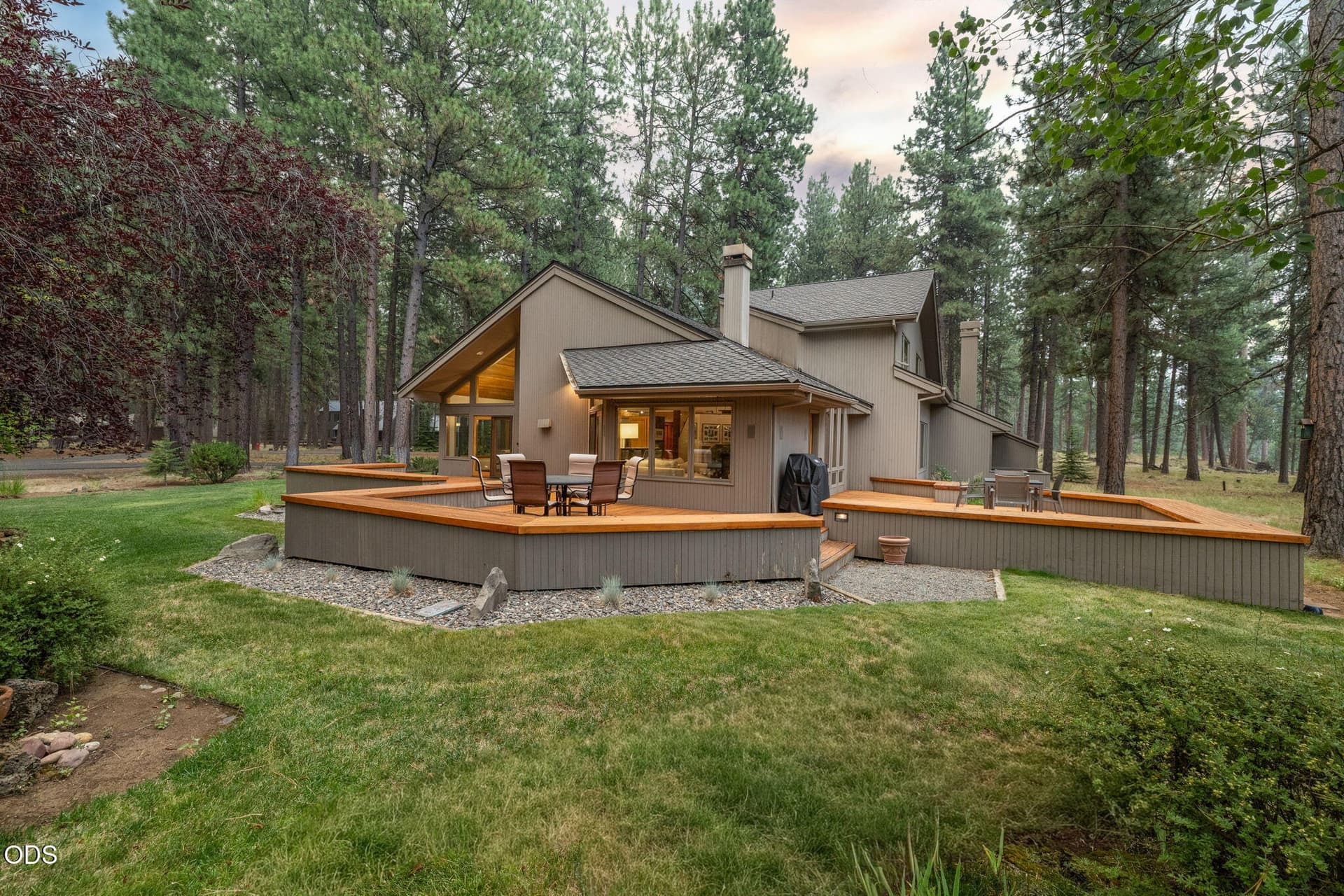 2026_07_22_70919_amaranth_bbr-4. Photo 4 of 47, 70919 Amaranth Unit EM 52, Black Butte Ranch, OR 97759