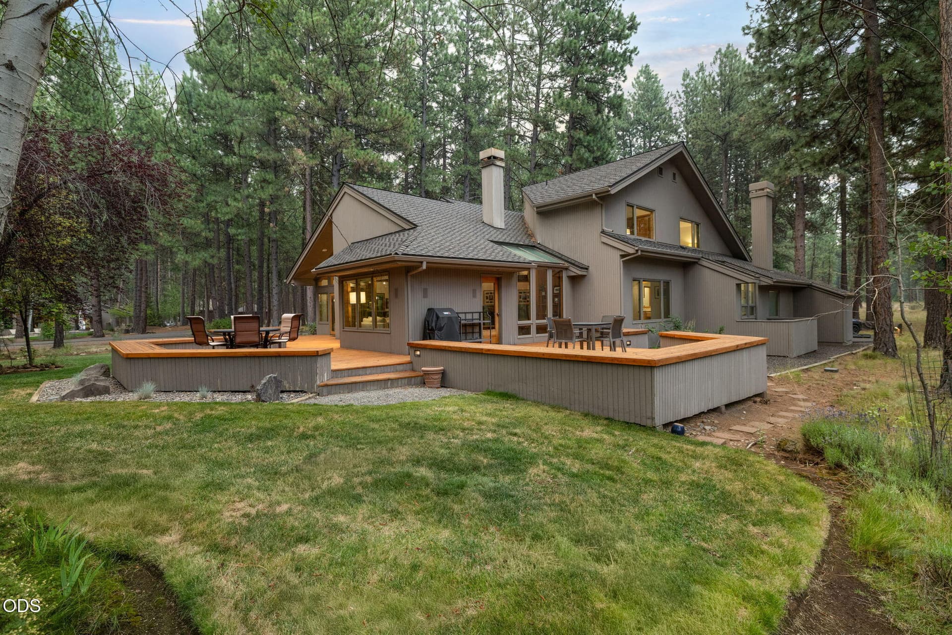 2026_07_22_70919_amaranth_bbr-5. Photo 5 of 47, 70919 Amaranth Unit EM 52, Black Butte Ranch, OR 97759