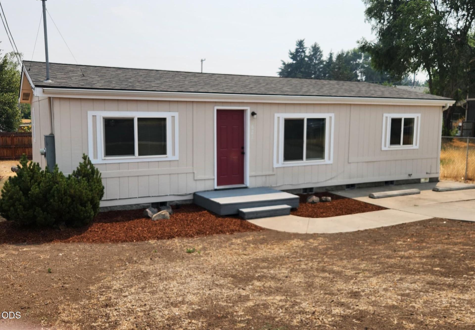 6232ndFront2. Photo 2 of 18, 623 SW 2nd Street, Madras, OR 97741