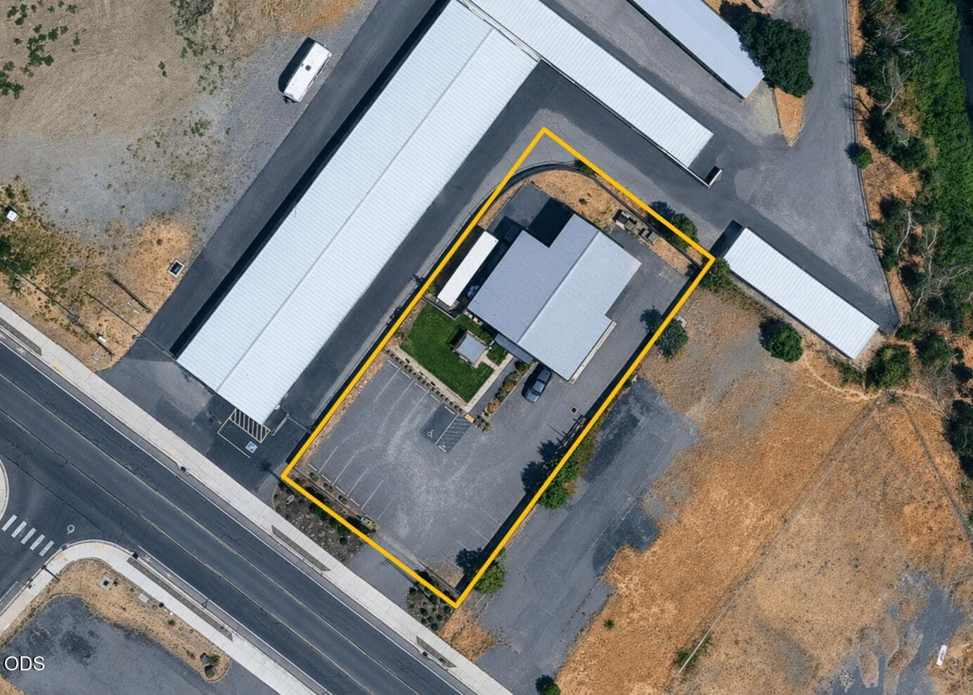 aerial 717. Photo 4 of 16, 717 S Pacific Highway, Talent, OR 97540