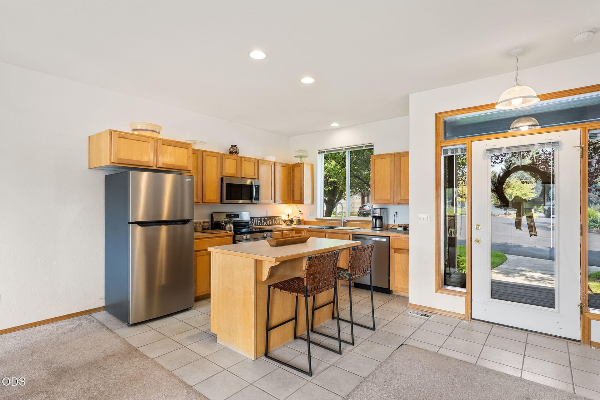 Kitchen 2. Photo 3 of 27, 1141 Golden Pheasant Drive, Redmond, OR 97756