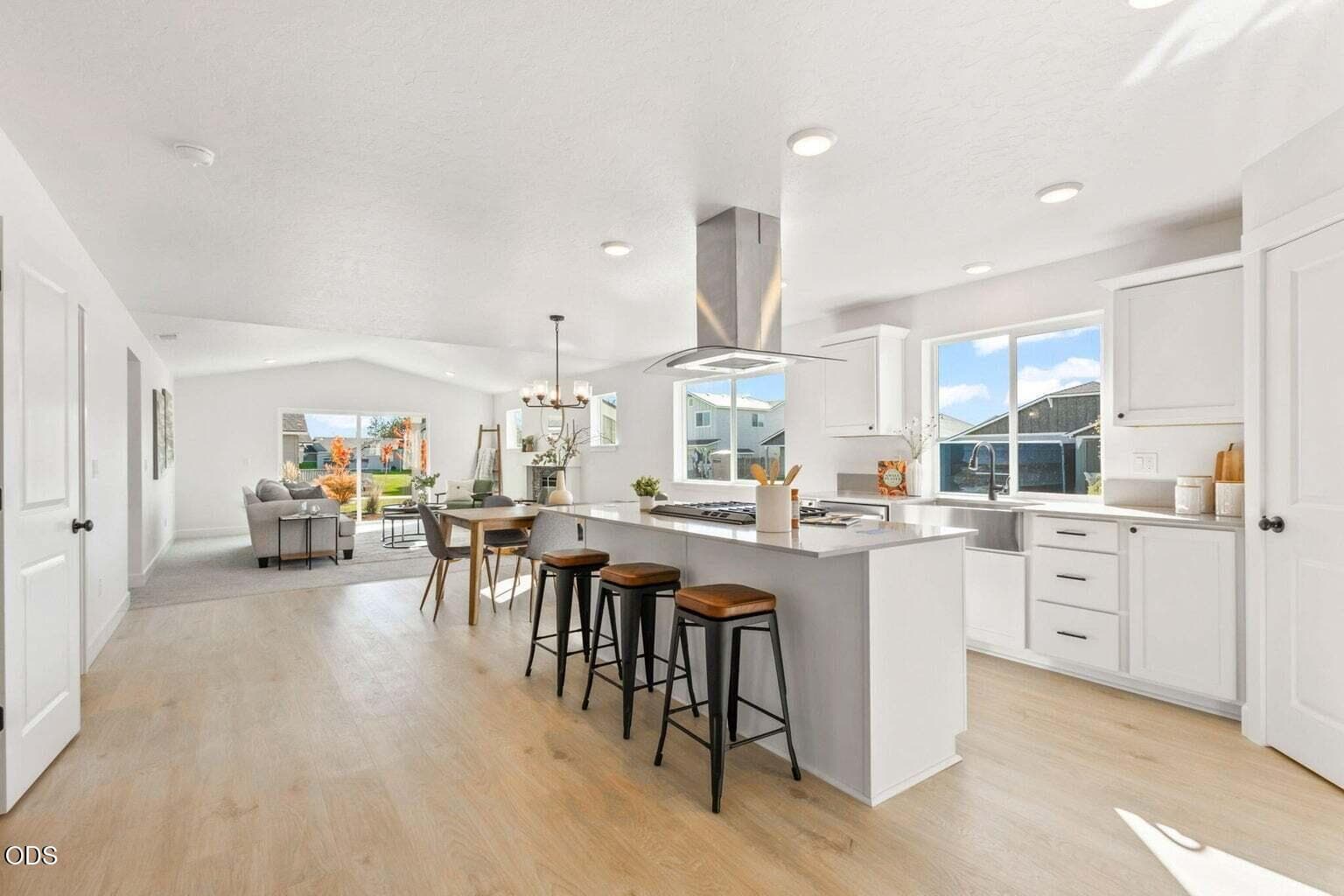 Open Design. Photo 5 of 25, 61797 Camellia Street Unit 50, Bend, OR 97702