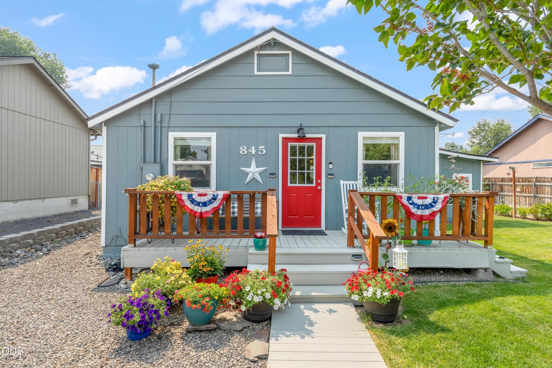 01. Photo 1 of 28, 845 NW Claypool Street, Prineville, OR 97754