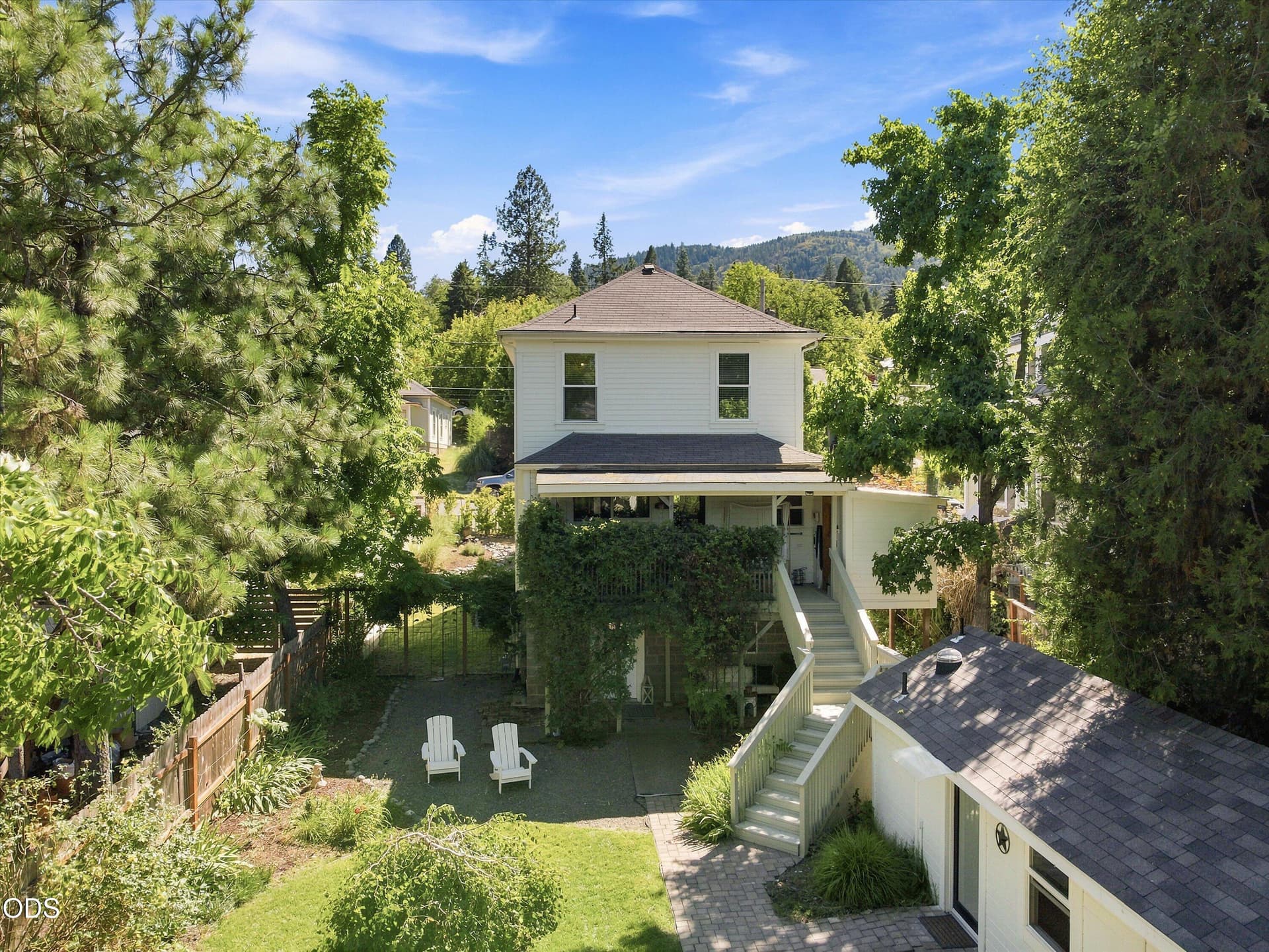 00_46-541 Fairview St-47. Photo 1 of 49, 541 Fairview Street, Ashland, OR 97520