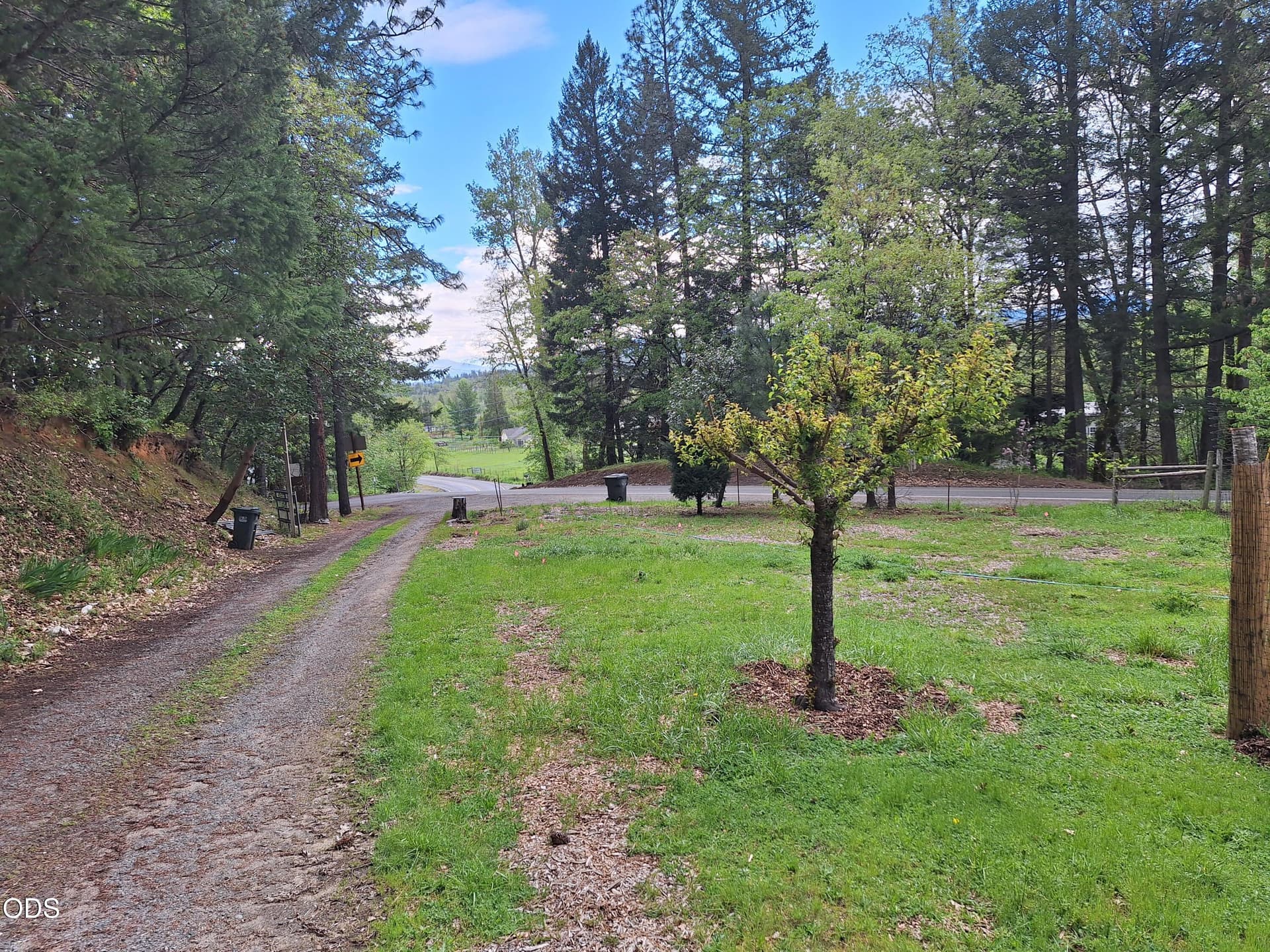 00_1000011724. Photo 1 of 24, 1771 Sleepy Hollow Loop, Grants Pass, OR 97527