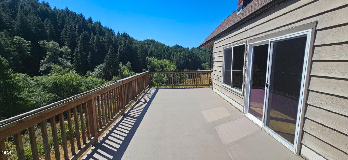 5. Photo 5 of 29, 604 Thorton Oar Lane, Reedsport, OR 97467