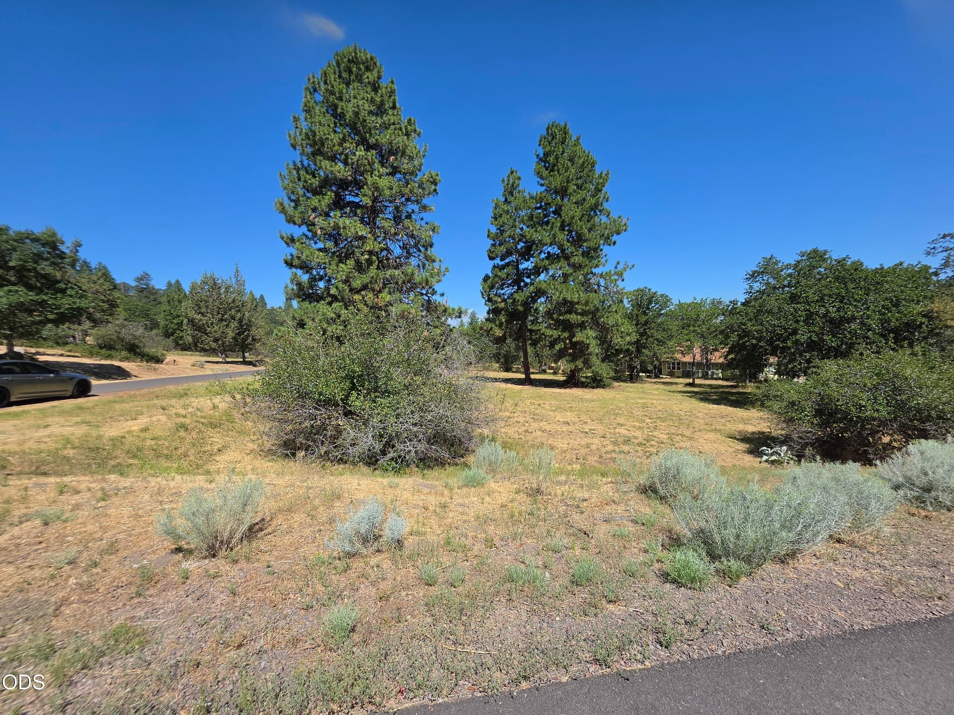 85798. Photo 3 of 15, Dunlin Lane Unit 892, Klamath Falls, OR 97601