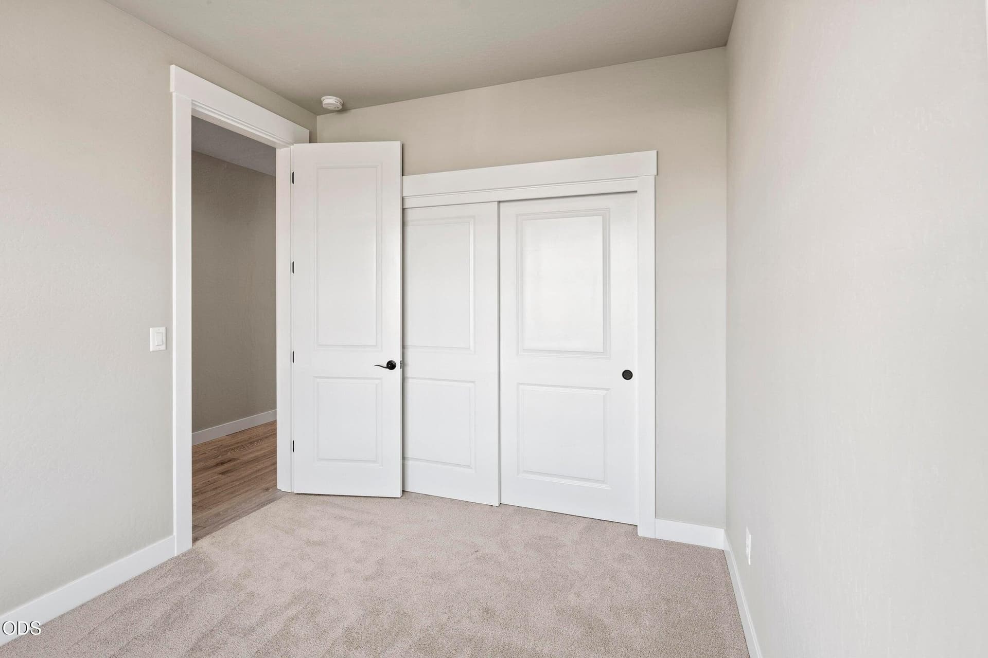 Den/Fourth Bedroom. Photo 5 of 41, 314 Arrowhead Trail, Eagle Point, OR 97524