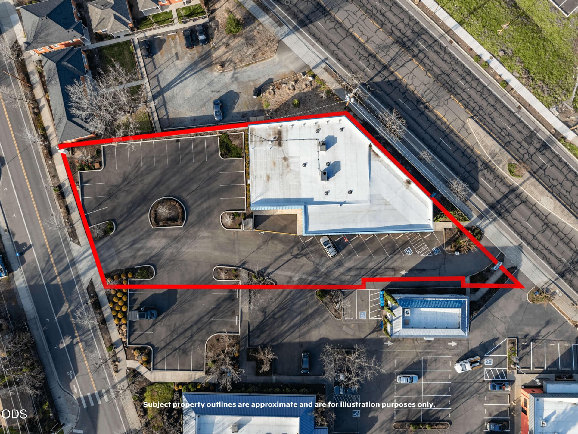 209-4. Photo 4 of 58, 209 N Pacific Highway, Talent, OR 97540