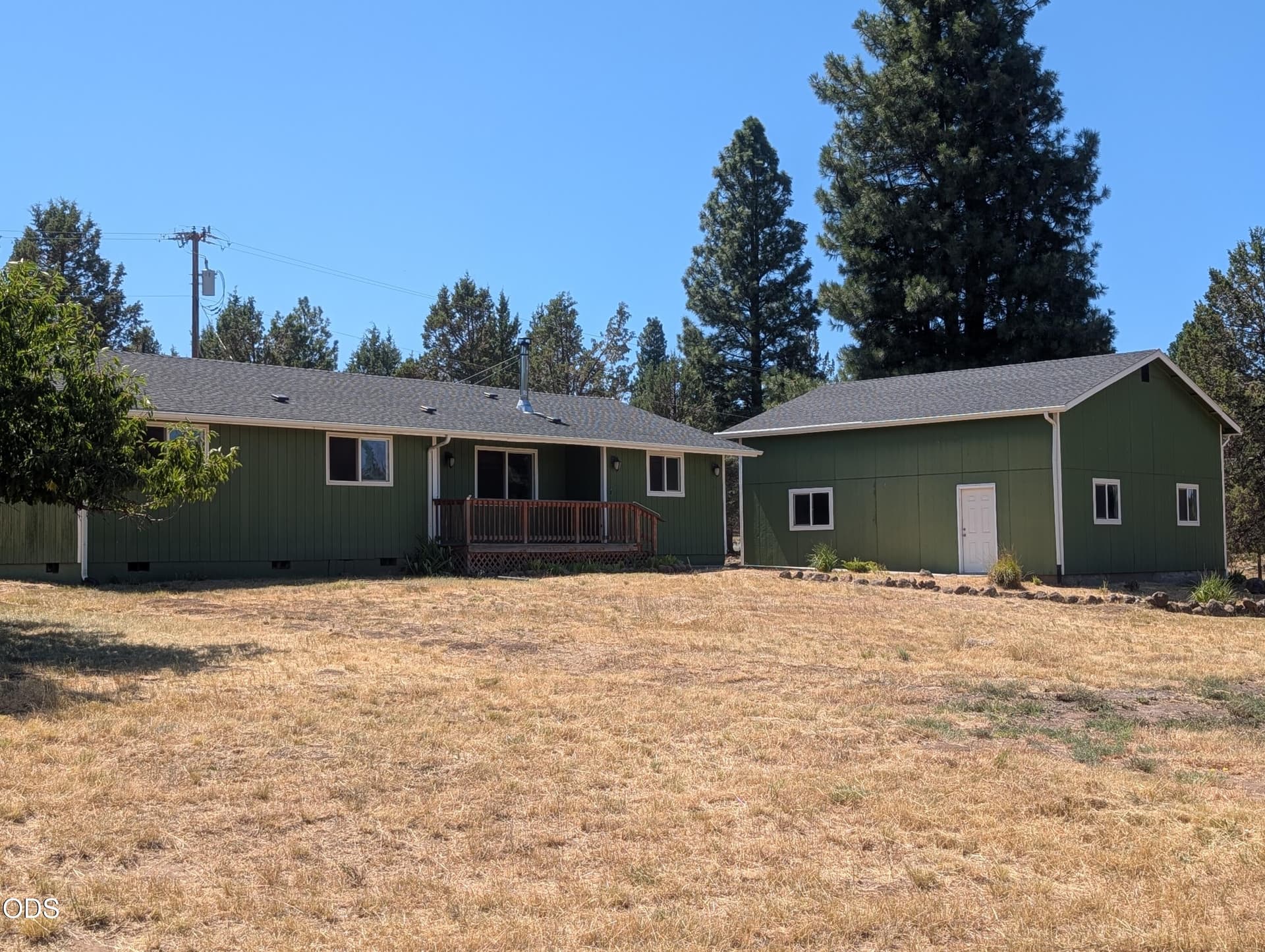 01. Photo 1 of 38, 15527 Buck Road, Klamath Falls, OR 97603
