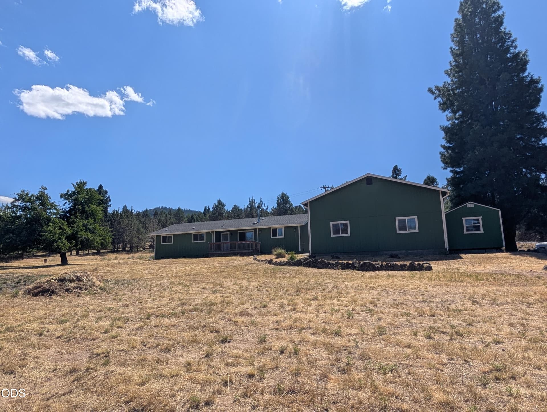 04. Photo 4 of 38, 15527 Buck Road, Klamath Falls, OR 97603