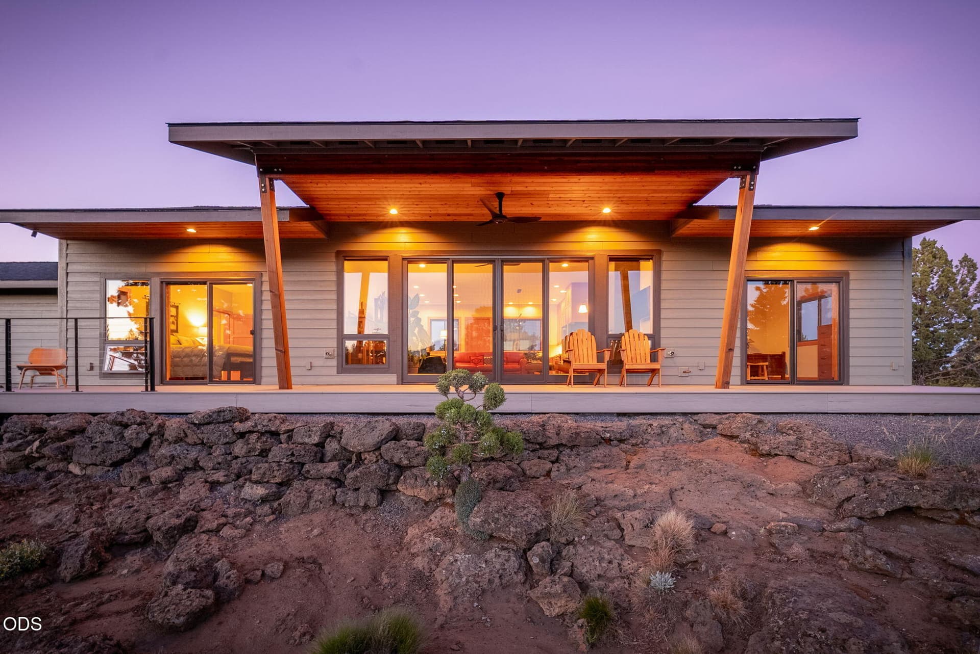 9 Cascade Mountain Views. Photo 4 of 80, 17740 Ox Spur Court, Bend, OR 97703