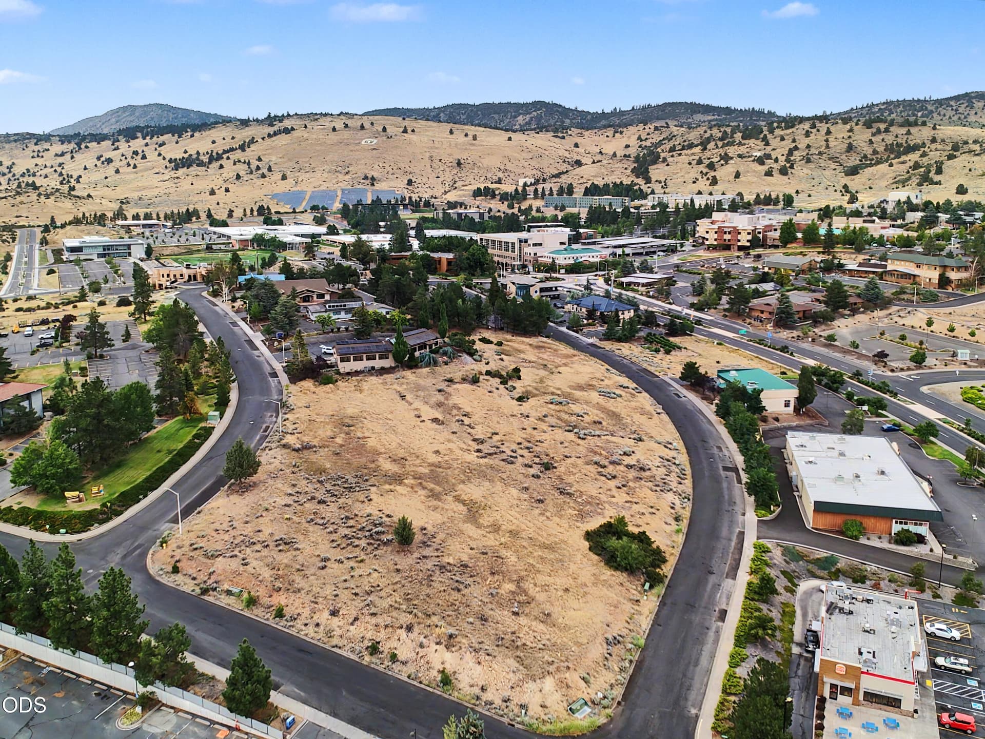 MAX_0004. Photo 2 of 11, Dahlia Street Unit 6 & 7, Klamath Falls, OR 97601