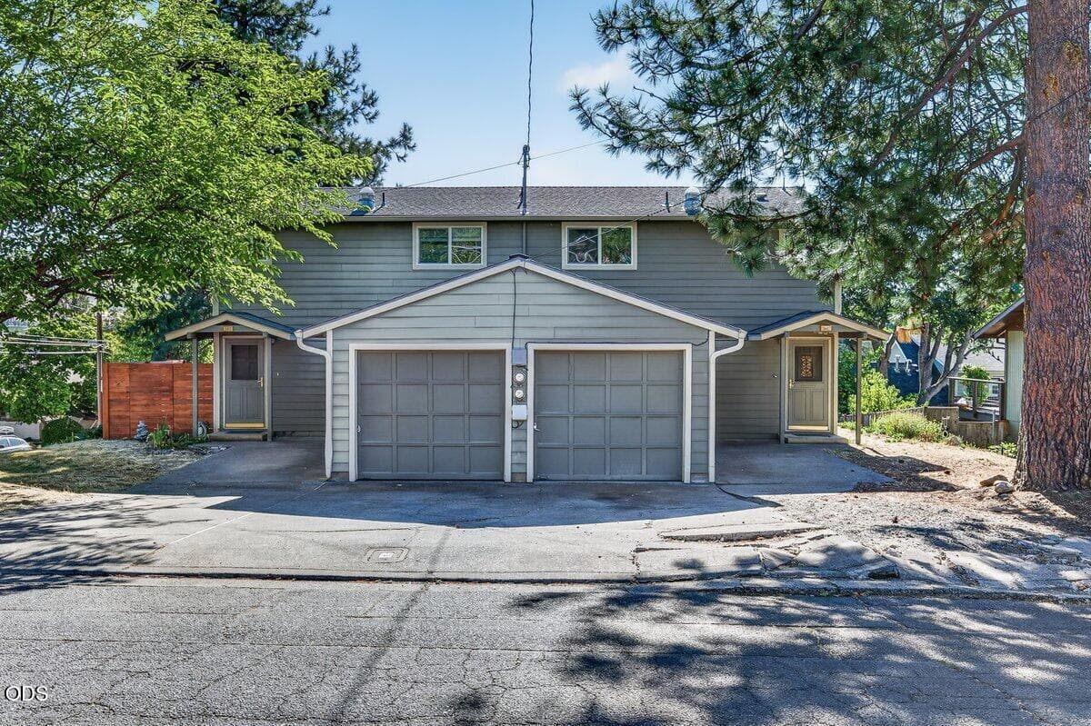Front scenic1. Photo 1 of 37, 560 Scenic Drive, Ashland, OR 97520