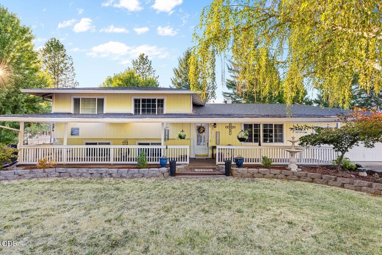 EP1A1465 Large. Photo 1 of 48, 255 Queens Branch Road, Rogue River, OR 97537