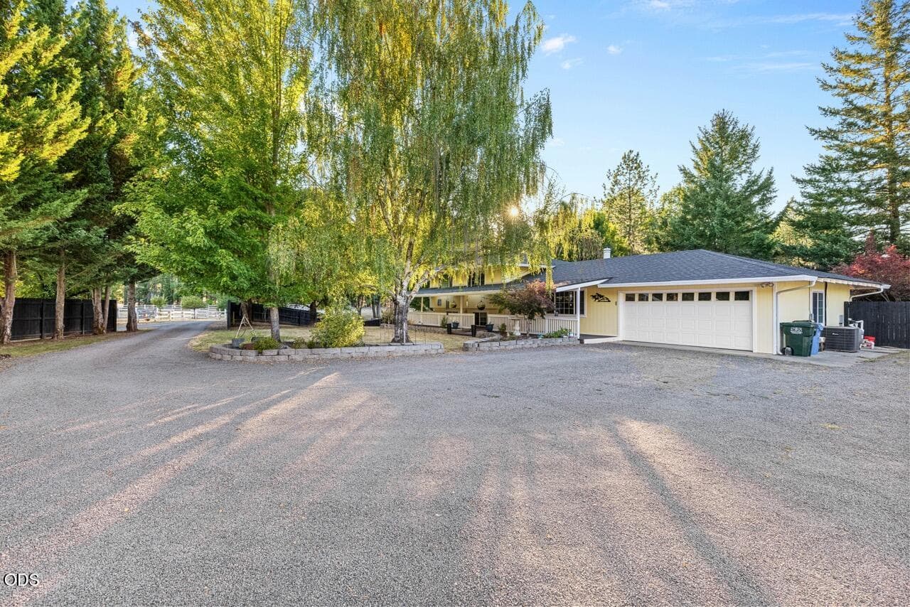 EP1A1477 Large. Photo 5 of 48, 255 Queens Branch Road, Rogue River, OR 97537