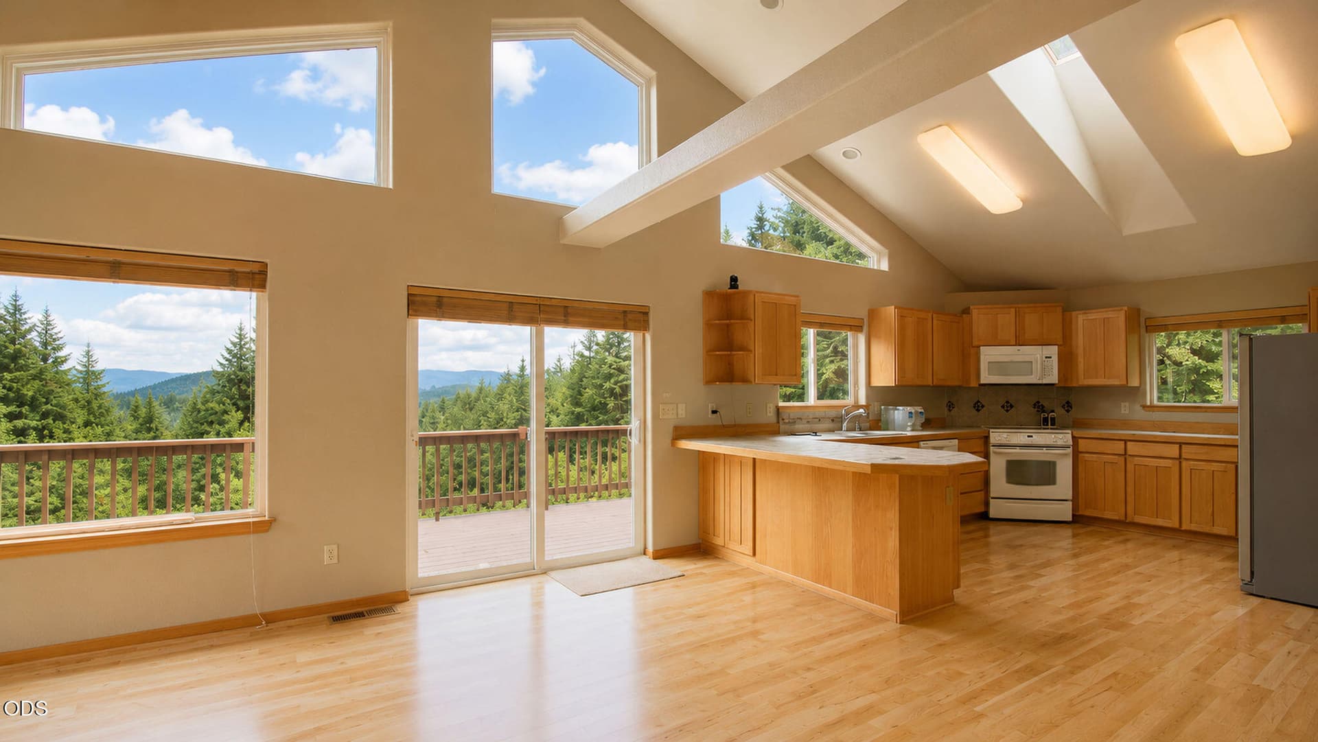 Living Room/Kitchen. Photo 2 of 51, 93764 Coho Lane, Coos Bay, OR 97420