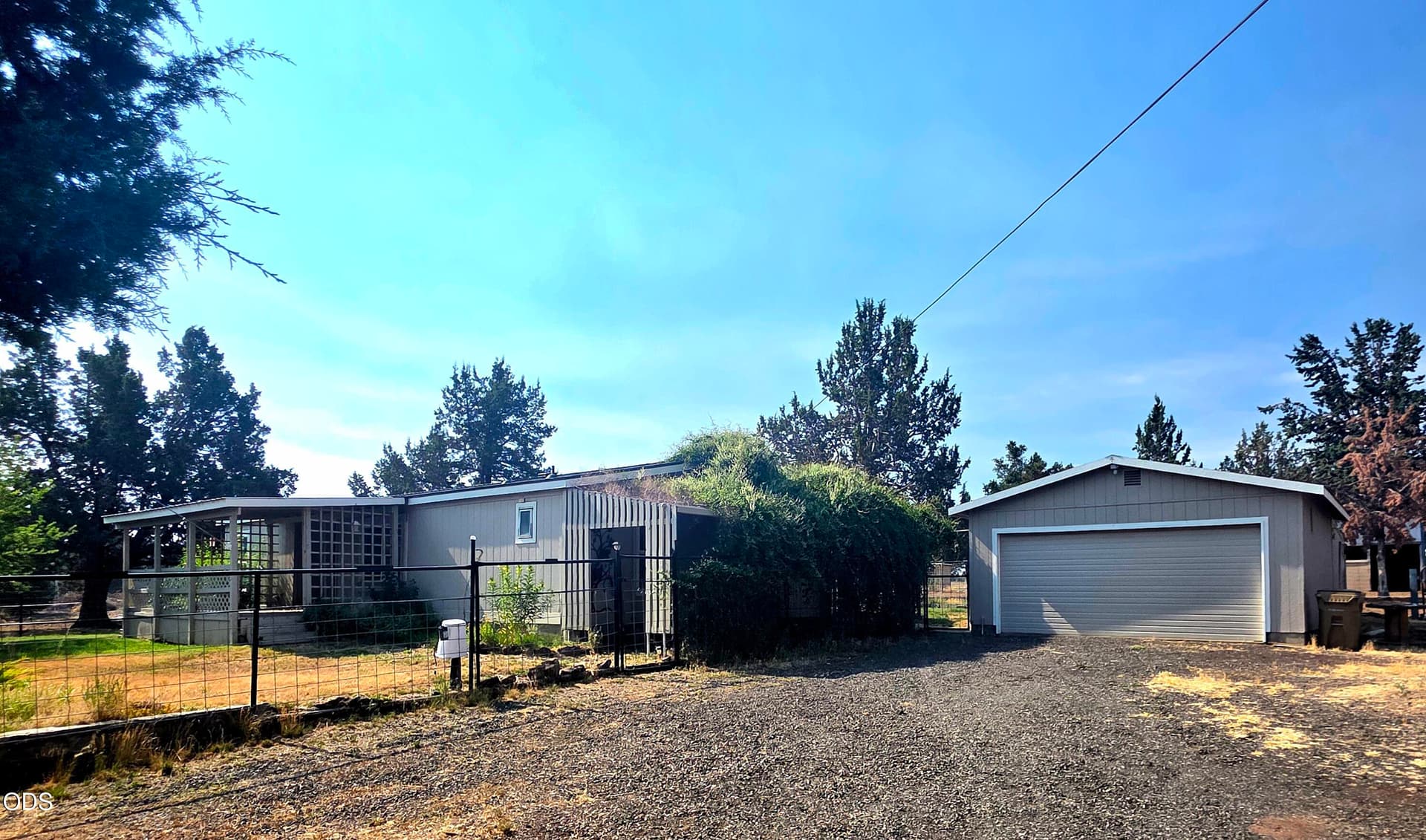 1000067746. Photo 2 of 42, 12916 SW Wheat Grass Road, Terrebonne, OR 97760