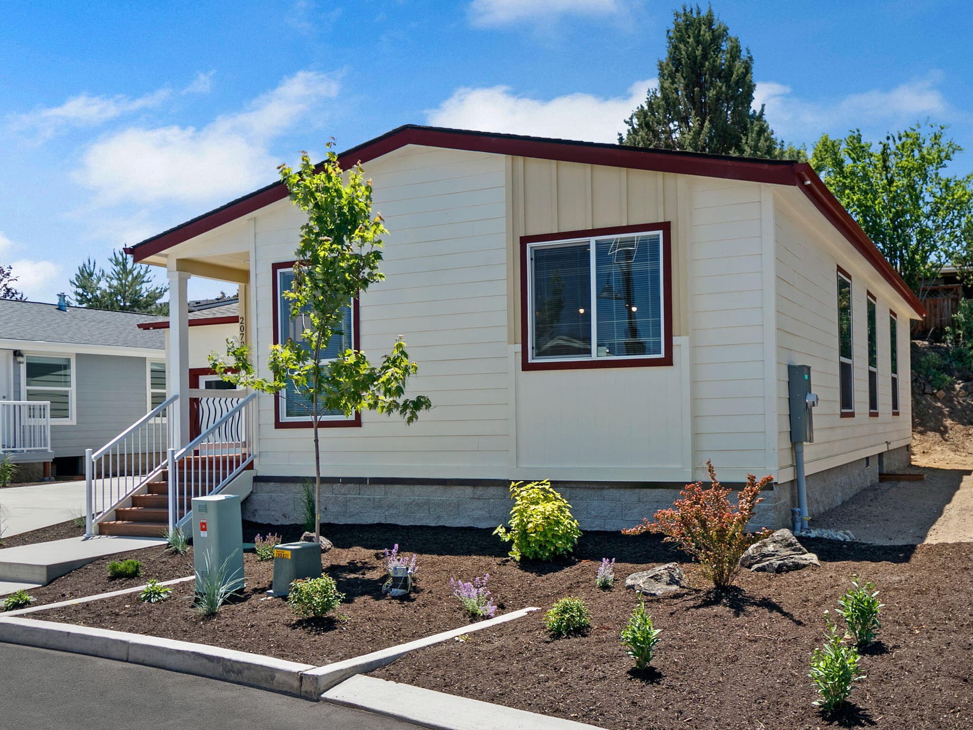 29-web-or-mls-20737 My Longest Way, Bend. Photo 2 of 27, 20737 My Longest Way Unit 38, Bend, OR 97701