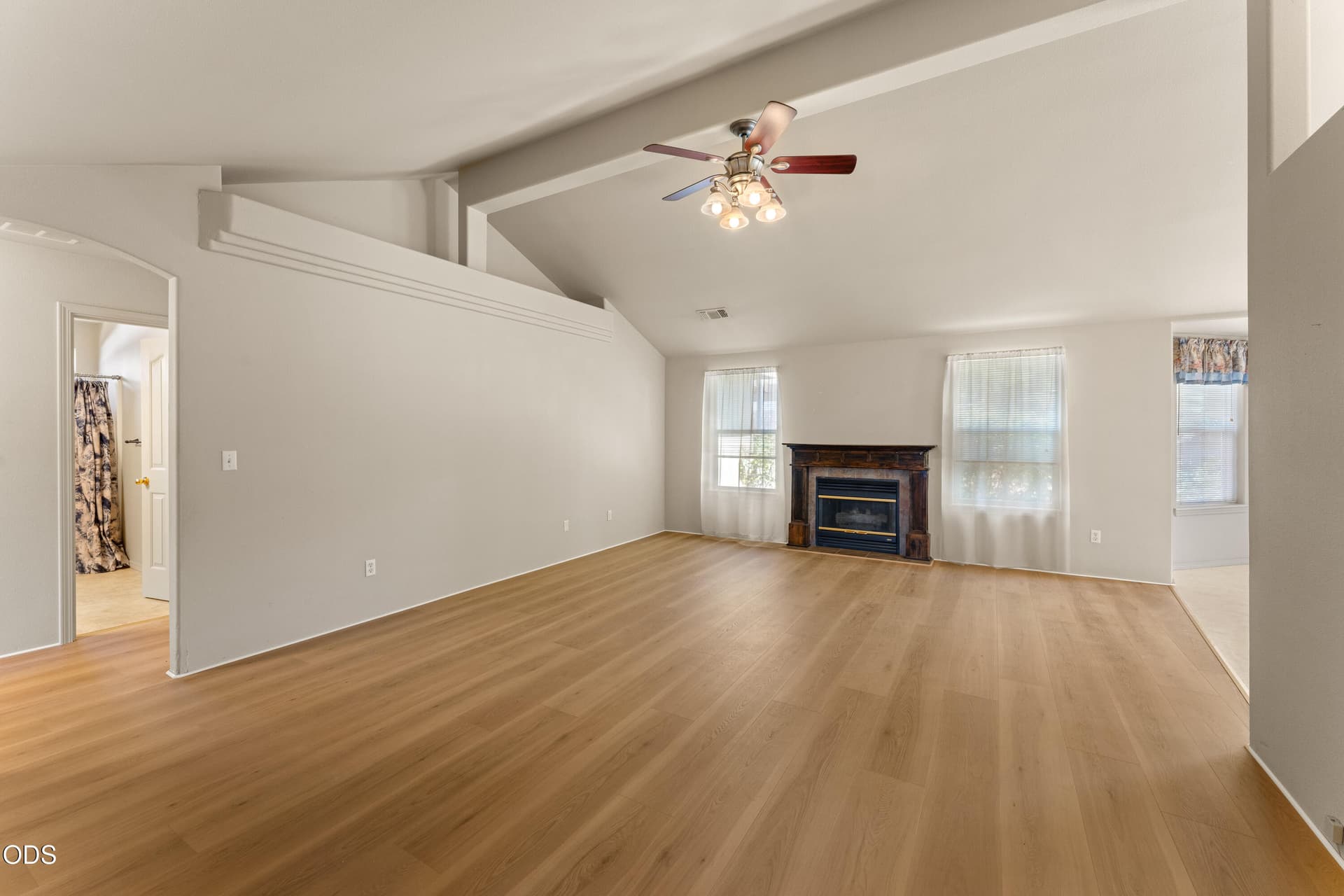 Central Point Home. Photo 4 of 25, 1222 Greentree Way, Central Point, OR 97502