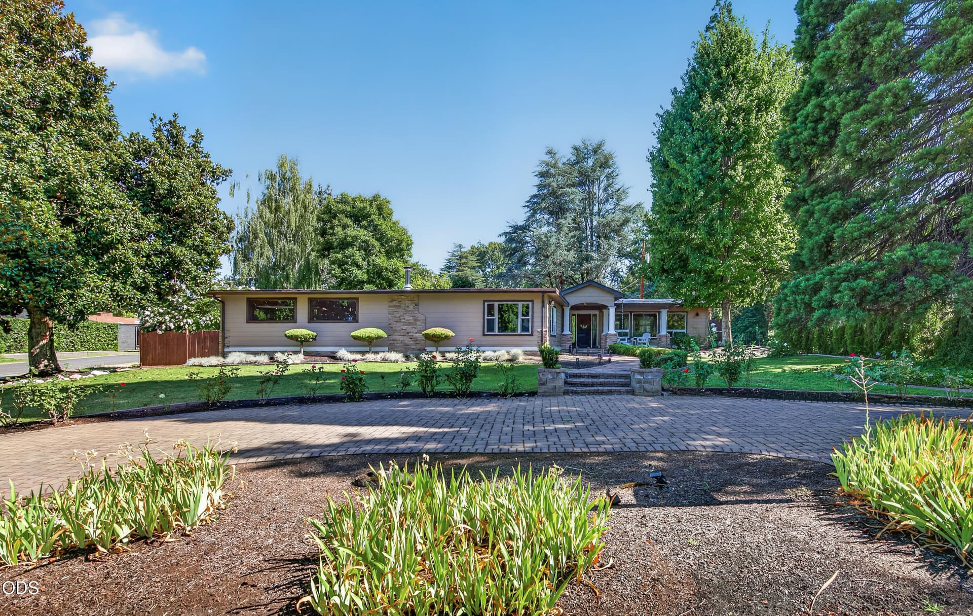 09-9. Photo 5 of 57, 2201 Siskiyou Boulevard, Medford, OR 97504
