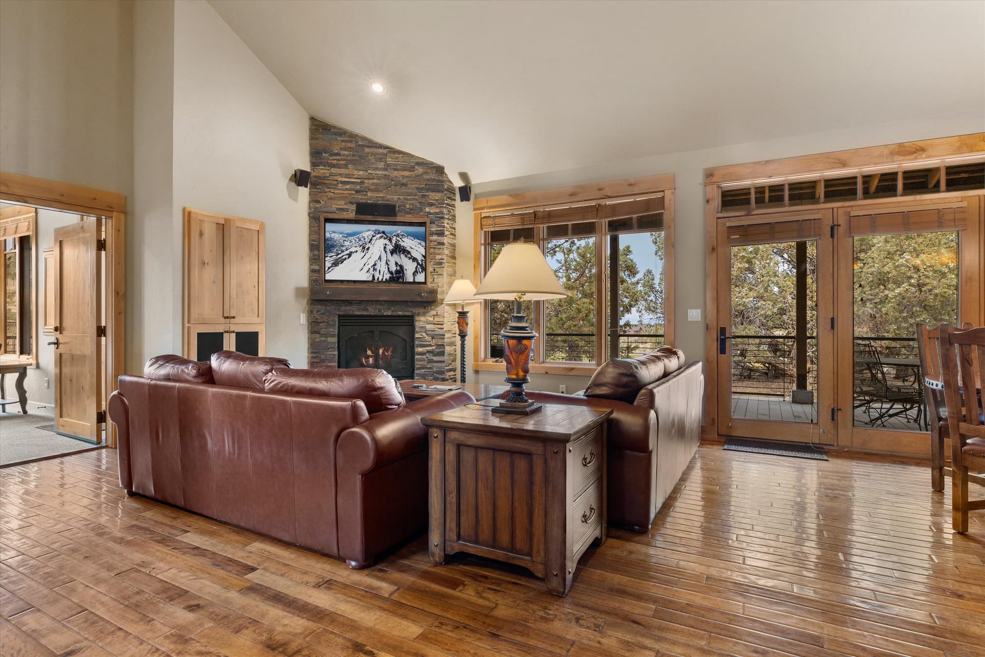 05-20251031 JILL ROSELL-13. Photo 2 of 27, 16763 SW Brasada Ranch Road Unit Cabin 52, Powell Butte, OR 97753