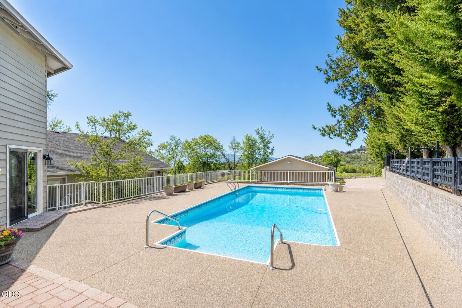 Pool. Photo 3 of 86, 4935 Cherry Lane, Medford, OR 97504