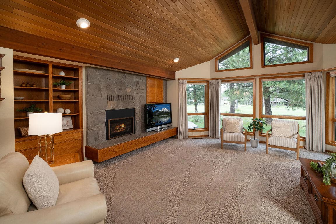 005. Photo 5 of 21, 57716 Vine Maple Lane, Sunriver, OR 97707