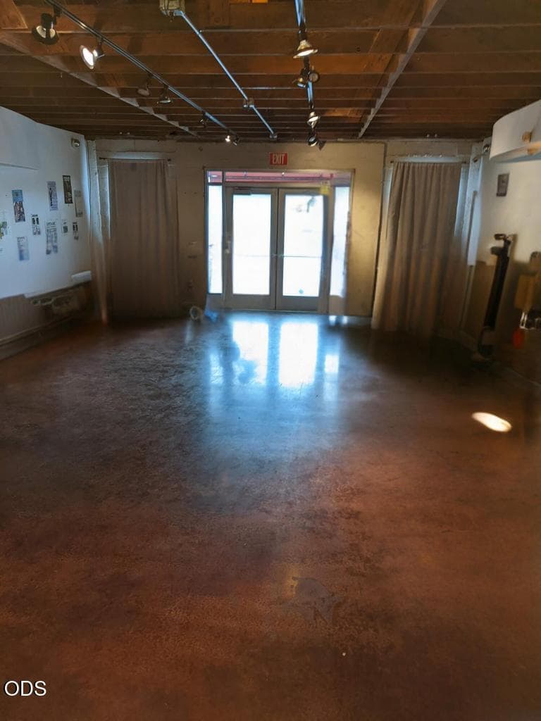 310 Ste G. Photo 2 of 3, 310 N Main Street Unit Per Suite - A&B/F/G/, Phoenix, OR 97535